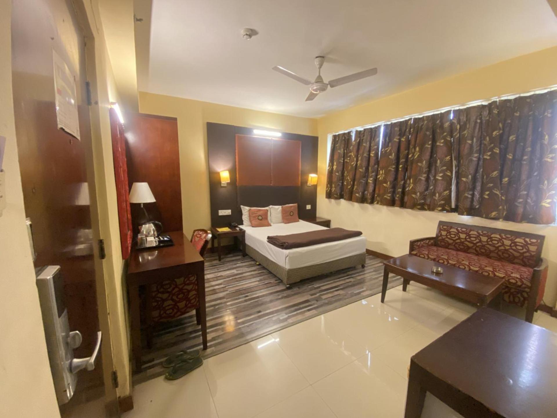 Astoria Hotel Calcutta Extérieur photo