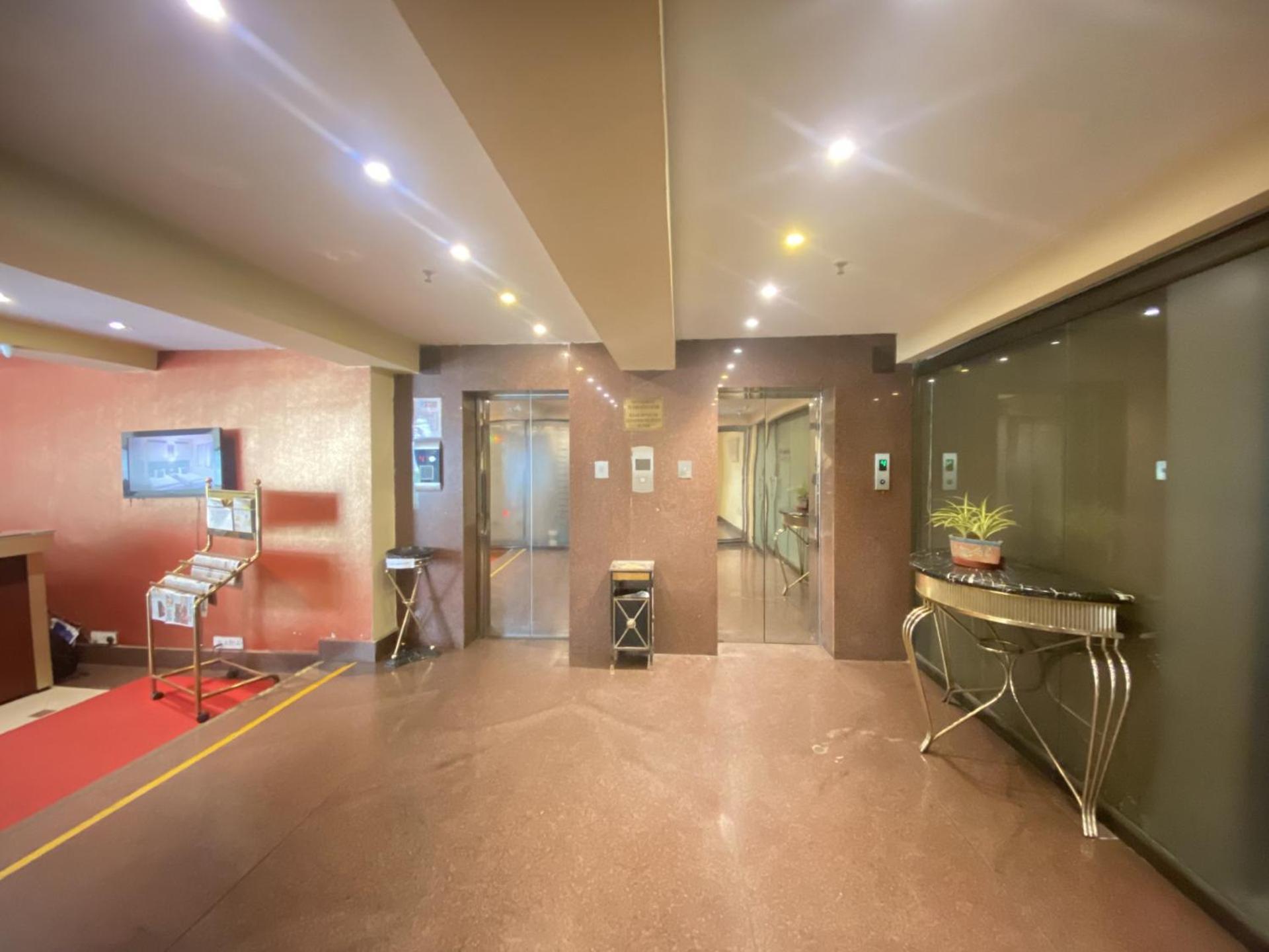 Astoria Hotel Calcutta Extérieur photo