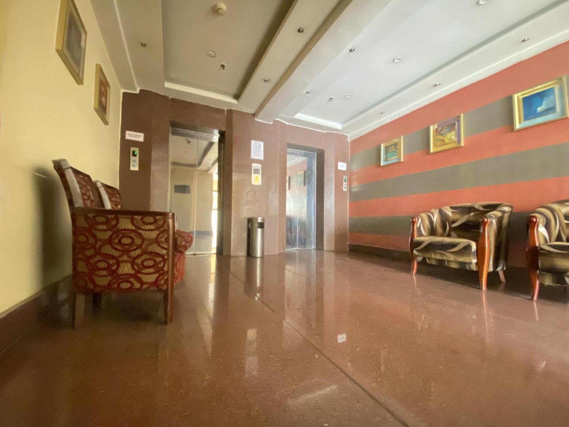 Astoria Hotel Calcutta Extérieur photo