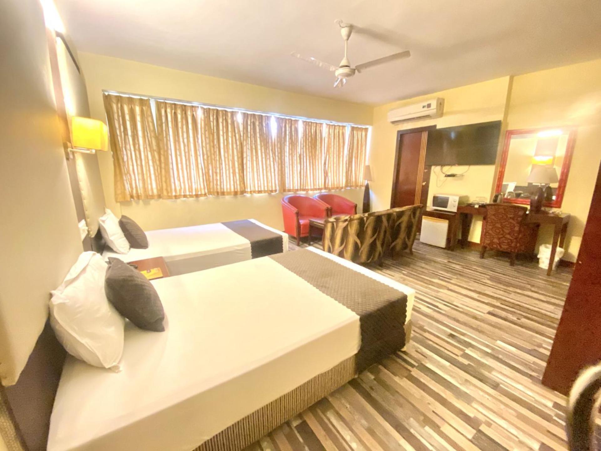 Astoria Hotel Calcutta Extérieur photo