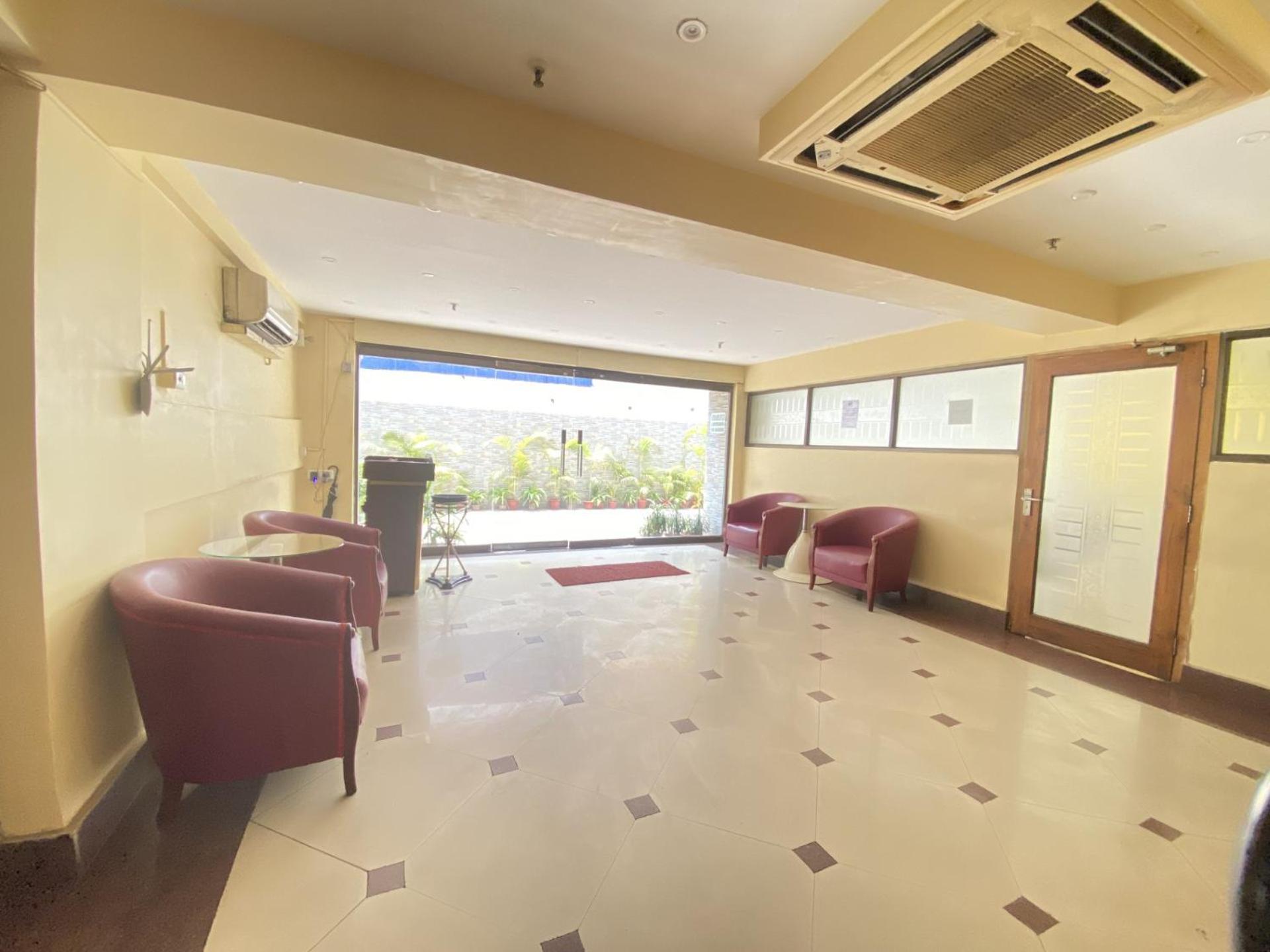Astoria Hotel Calcutta Extérieur photo