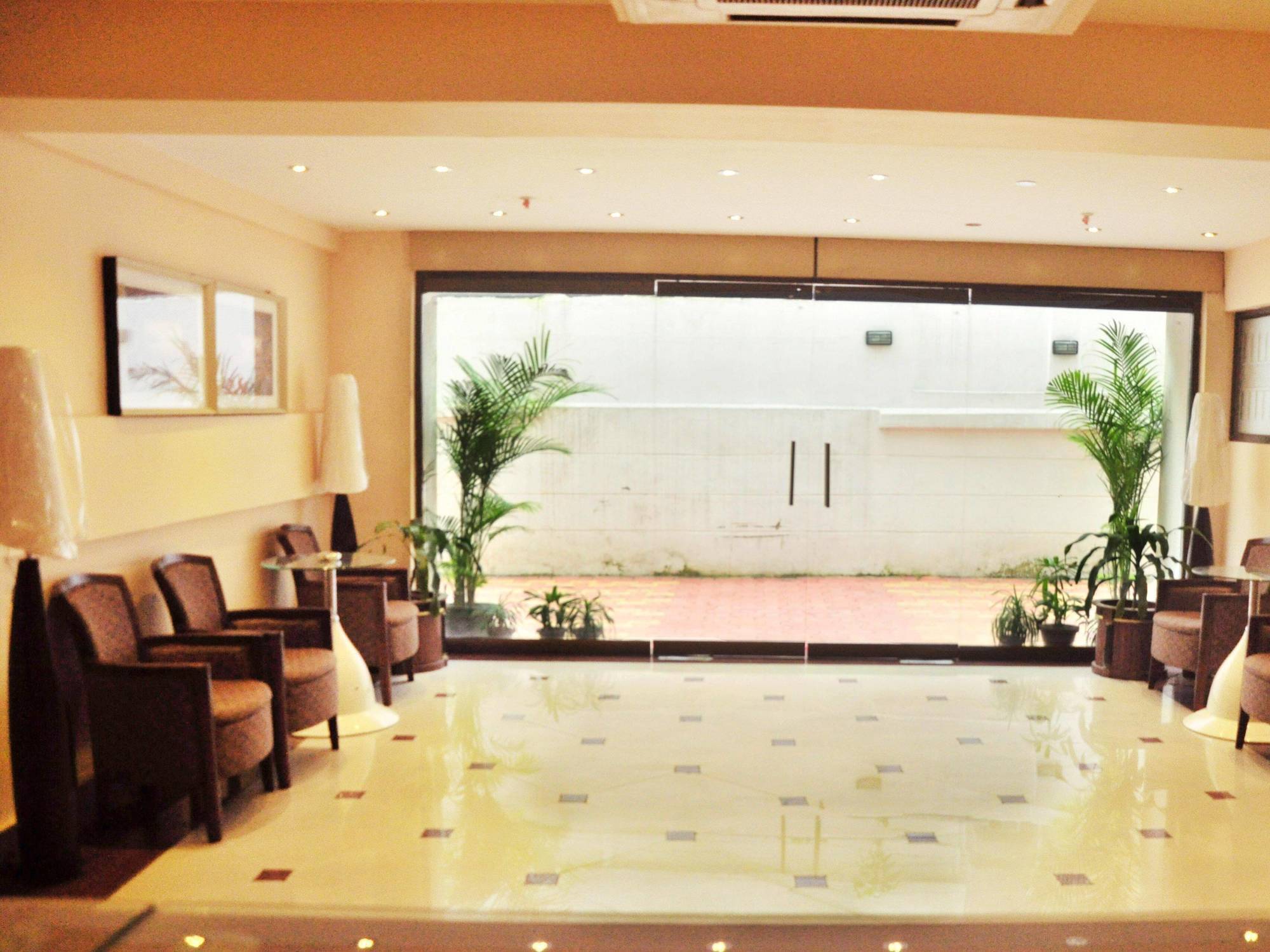 Astoria Hotel Calcutta Extérieur photo