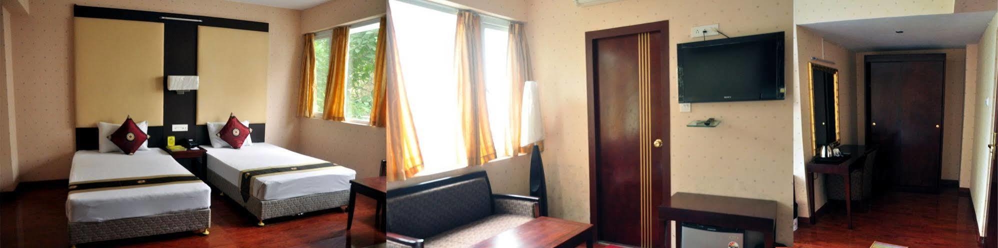 Astoria Hotel Calcutta Extérieur photo